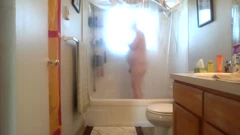 silverdragon70 online show from 09-30-25, 06:35