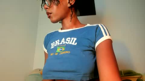 Snapshot of silverosequeen chatting on 07-07-26, 08:51 silverosequeen online show from 07-07-26, 08:51