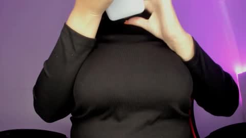 silvia online show from 11-12-25, 05:46