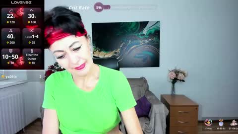 Silvia Wallec online show from 11-10-25, 07:40