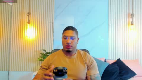 Snapshot of simeone_panda chatting on 01-29-25, 12:02 simeone_panda online show from 01-29-25, 12:02
