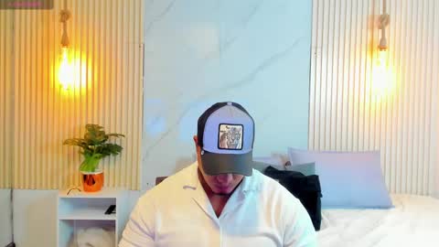 Snapshot of simeone_panda chatting on 02-27-25, 11:41 simeone_panda online show from 02-27-25, 11:41