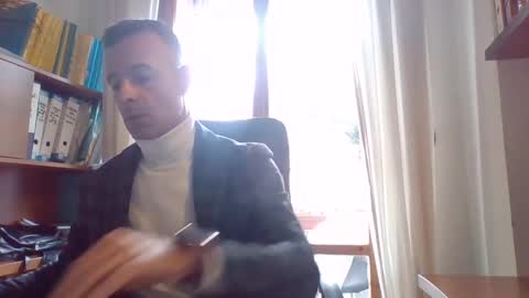 Snapshot of simmeturbate chatting on 12-19-24, 11:50 Italiandaddyitalydickassbottomassholecomshowmasturbatenudeboyitalyatleticcutemuscolarhardcockdickboy online show from 12-19-24, 11:50