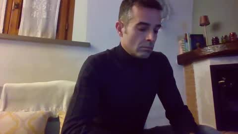 Snapshot of simmeturbate chatting on 02-16-25, 05:15 Italiandaddyitalydickassbottomassholecomshowmasturbatenudeboyitalyatleticcutemuscolarhardcockdickboy online show from 02-16-25, 05:15