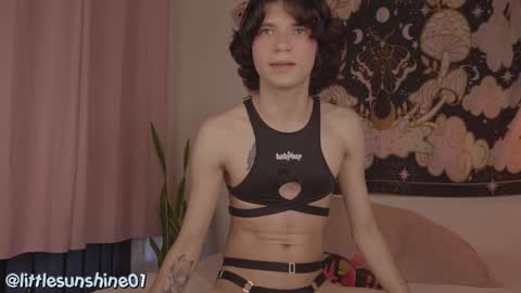 Snapshot of simon_bane01 chatting on 12-05-24, 02:31 Little Sunshine online show from 12-05-24, 02:31