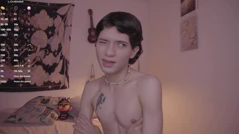 Snapshot of simon_bane01 chatting on 09-25-25, 04:00 Little Sunshine online show from 09-25-25, 04:00