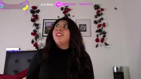 Snapshot of simone_philll chatting on 09-29-25, 06:13 Simone Phill  online show from 09-29-25, 06:13