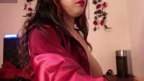 Snapshot of simone_philll chatting on 10-03-25, 07:33 Simone Phill  online show from 10-03-25, 07:33