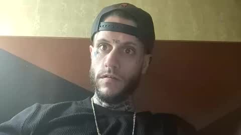 Snapshot of simonsays5021812 chatting on 03-03-26, 05:02 simonsays5021812 online show from 03-03-26, 05:02