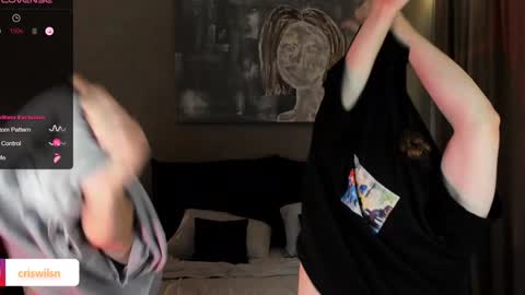 Snapshot of simonwnl chatting on 12-18-24, 07:41 Simon online show from 12-18-24, 07:41