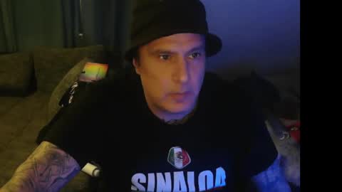 Snapshot of sinalco1975 chatting on 09-17-25, 02:24 sinalco1975 online show from 09-17-25, 02:24