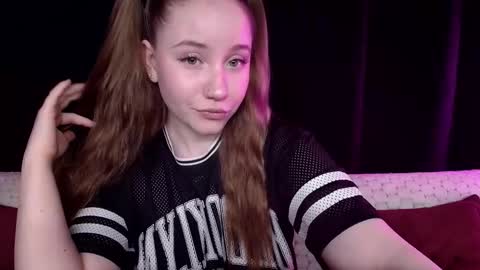 Snapshot of sindiwatsoon chatting on 01-21-25, 12:07 Sindi online show from 01-21-25, 12:07