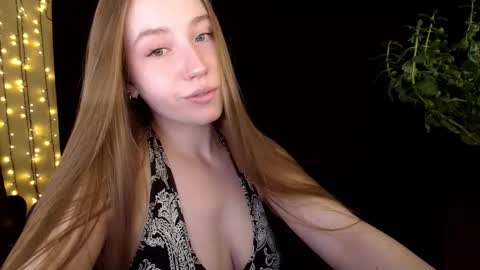 Snapshot of sindiwatsoon chatting on 09-18-25, 11:01 Sindi online show from 09-18-25, 11:01