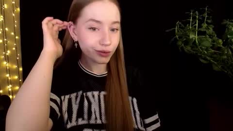 Snapshot of sindiwatsoon chatting on 09-23-25, 08:17 Sindi online show from 09-23-25, 08:17