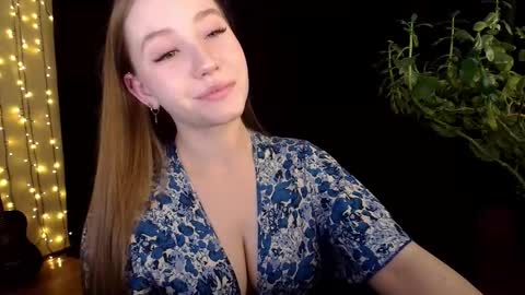 Snapshot of sindiwatsoon chatting on 09-30-25, 10:42 Sindi online show from 09-30-25, 10:42