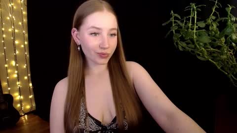 Snapshot of sindiwatsoon chatting on 10-09-25, 11:41 Sindi online show from 10-09-25, 11:41