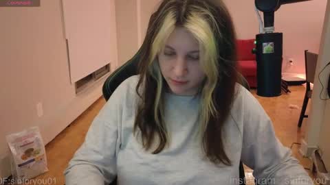 wwoooooooooooof online show from 04-26-26, 12:41