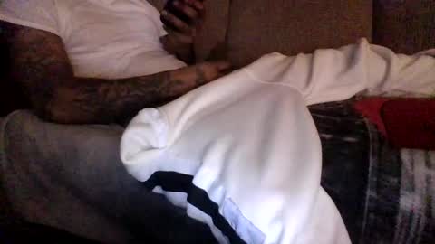 Snapshot of sinful365 chatting on 02-18-26, 04:52 sinful365 online show from 02-18-26, 04:52