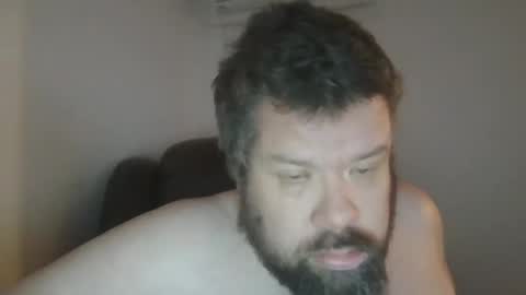 Snapshot of singledude_69 chatting on 12-17-24, 11:06 SingleDude 69 online show from 12-17-24, 11:06