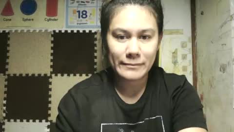 Snapshot of singlemomma31 chatting on 01-07-26, 12:07 stef online show from 01-07-26, 12:07