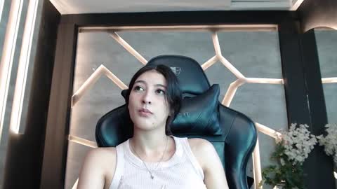 Snapshot of sinlickerr chatting on 03-02-26, 07:43 SinLickerr online show from 03-02-26, 07:43