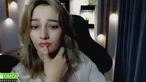 Sinty Noria online show from 01-18-25, 08:41