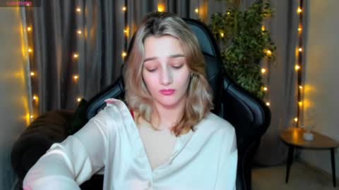 Sinty Noria online show from 01-20-25, 04:10