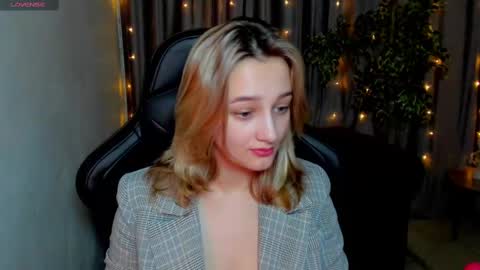 Sinty Noria online show from 02-21-25, 04:40