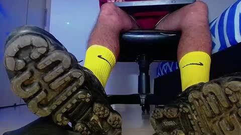 Snapshot of sir_kev66 chatting on 02-28-26, 08:48 only foot worshipers here online show from 02-28-26, 08:48