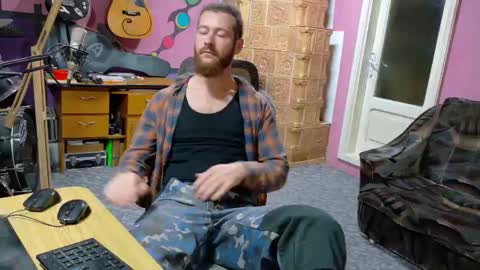 I am The Fourth and only Sir. Pelo online show from 11-16-25, 06:08