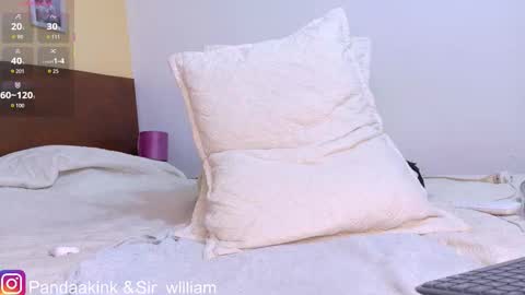 William independent models online show from 09-24-25, 06:11