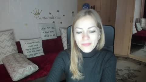 Snapshot of sirenasilk chatting on 10-04-25, 03:26 sirenasilk online show from 10-04-25, 03:26