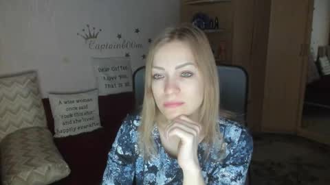 Snapshot of sirenasilk chatting on 10-14-25, 03:18 sirenasilk online show from 10-14-25, 03:18