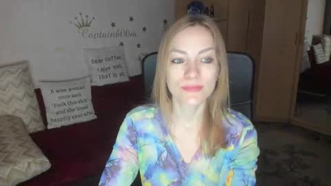 Snapshot of sirenasilk chatting on 10-26-25, 03:34 sirenasilk online show from 10-26-25, 03:34