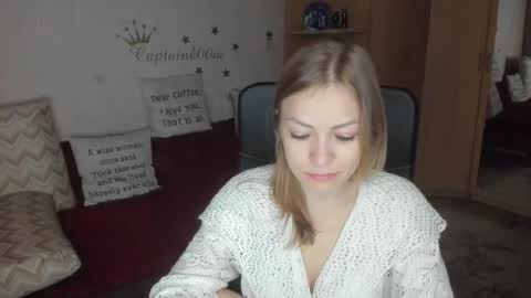 Snapshot of sirenasilk chatting on 11-03-25, 03:52 sirenasilk online show from 11-03-25, 03:52