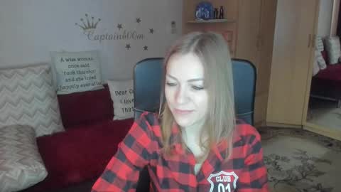 Snapshot of sirenasilk chatting on 11-08-25, 05:07 sirenasilk online show from 11-08-25, 05:07