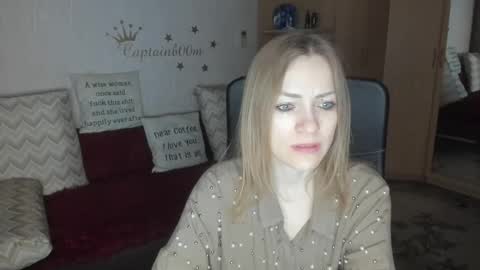 Snapshot of sirenasilk chatting on 11-16-25, 03:34 sirenasilk online show from 11-16-25, 03:34