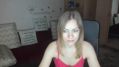 Snapshot of sirenasilk chatting on 11-21-25, 04:00 sirenasilk online show from 11-21-25, 04:00