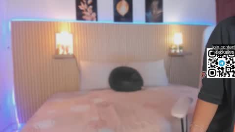 Sirenita online show from 10-12-25, 09:41