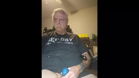 steve online show from 12-17-25, 03:45