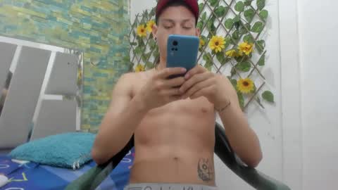 Snapshot of sirryant chatting on 01-20-25, 10:26 SIR RYANT online show from 01-20-25, 10:26