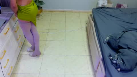 D i f a  Ana Arbeh shemale online show from 12-03-25, 07:38