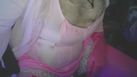 Snapshot of sissybear57 chatting on 01-03-25, 09:26 Submissive Boi Pussy online show from 01-03-25, 09:26