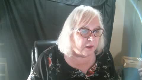 Sissy Diane online show from 02-01-25, 12:40