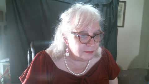 Sissy Diane online show from 09-25-25, 11:30
