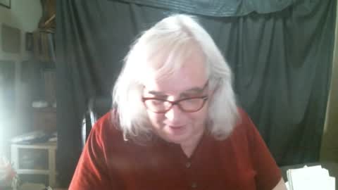 Sissy Diane online show from 10-20-25, 11:38