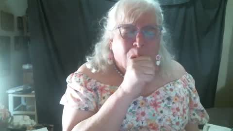 Sissy Diane online show from 11-09-25, 01:42