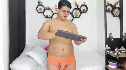 Siul Thompson online show from 02-18-25, 06:26