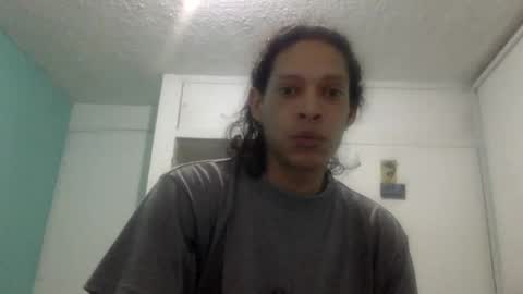 Snapshot of ska8420 chatting on 11-18-25, 01:00 Fred tatt online show from 11-18-25, 01:00