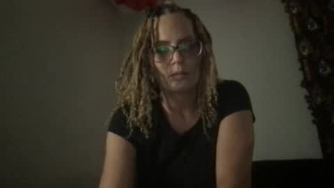 Snapshot of skarfos_babes chatting on 12-11-24, 11:54 skarfos_babes online show from 12-11-24, 11:54